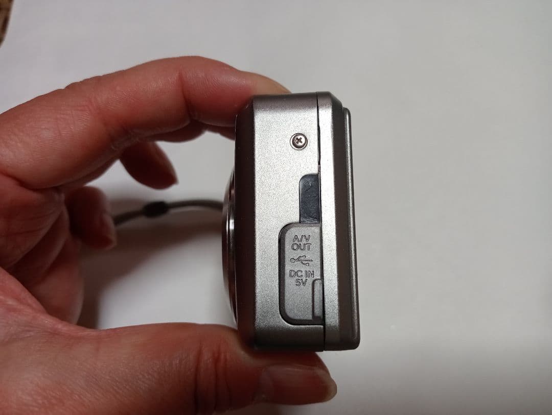 【動作品】FUJIFILM FinePix F31fd デジタルカメラ