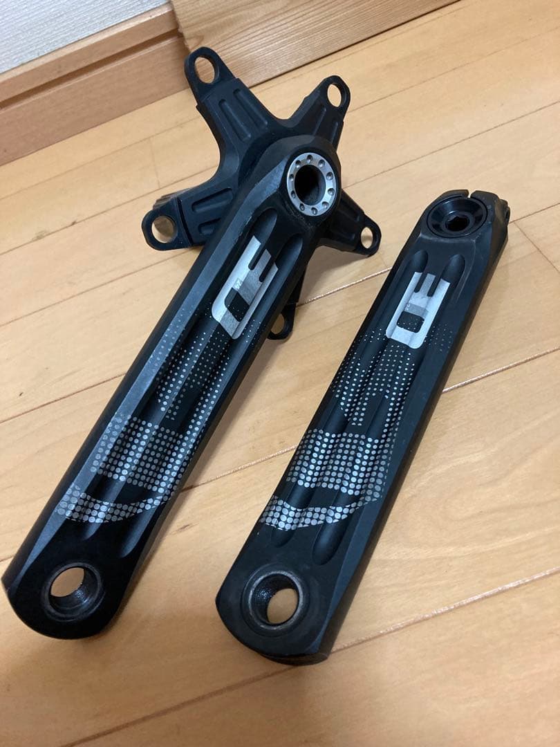 rotor クランク　24ミリ軸