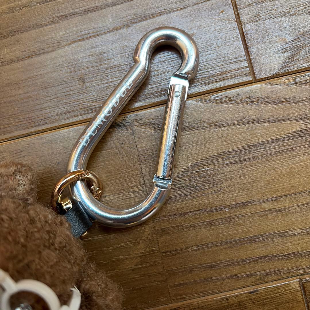 り*え様 DEMODEE デモデ　ベア　キーホルダー　チャーム　クマ　スーパーマ