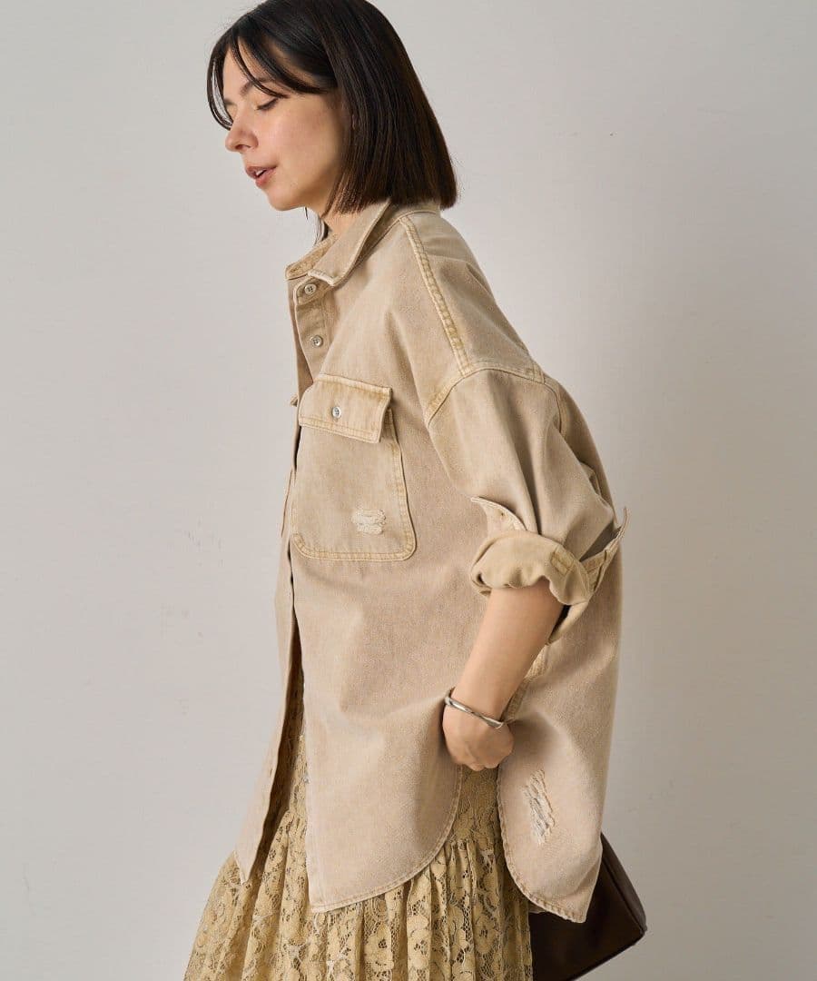 【Loungedress】ダメージデニムシャツ　ベージュ Sサイズ