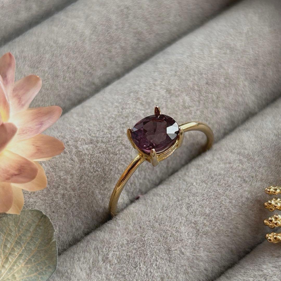 カラーチェンジガーネットのリング