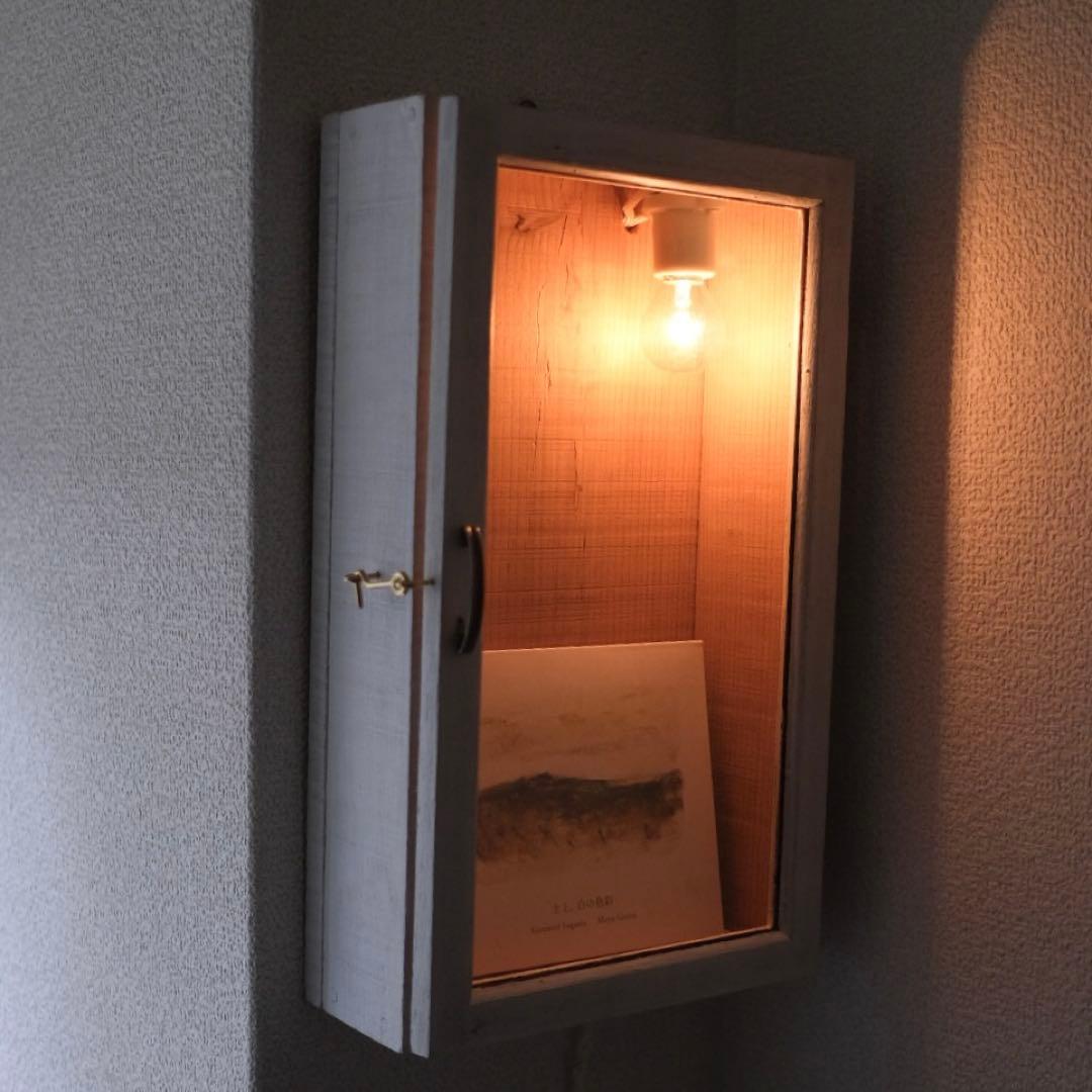 ショーケース コレクションケース 照明 古道具 アンティーク オブジェ ジブリ