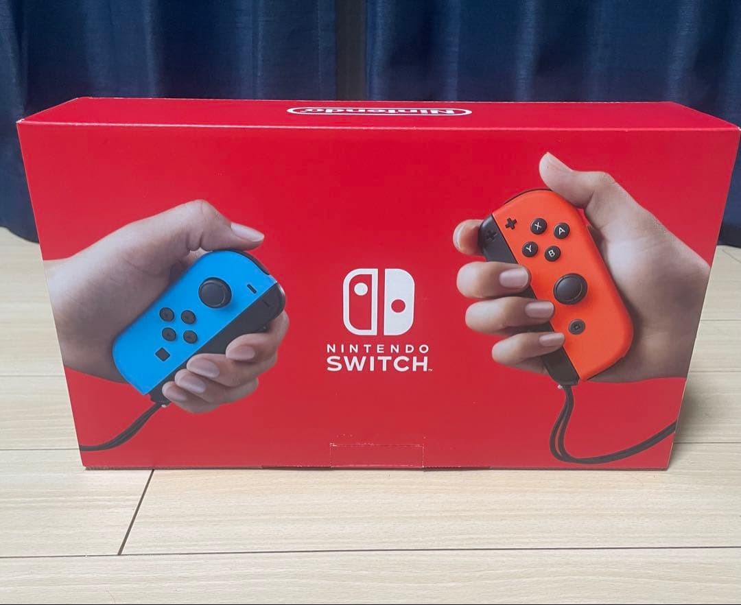 p*n様 Nintendo Switch 本体　付属品、箱付き