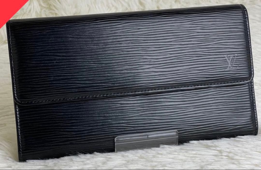 Louis Vuitton ブラック 長財布 エピレザー