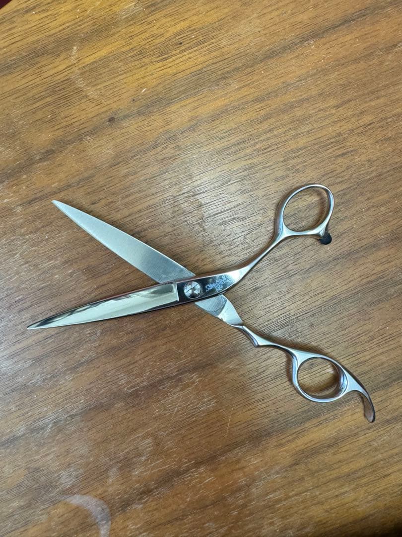 値引可能菊水キクスイ　シザー切れ味抜群美容師　ロイヤルマスター　トラックスシザー