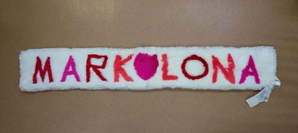 MARK&LONA マフラー