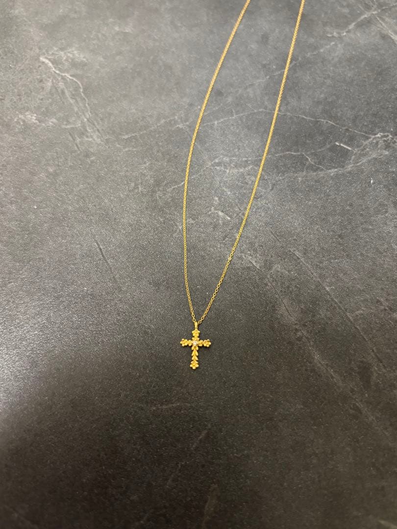 AHKAH/クロスネックレス