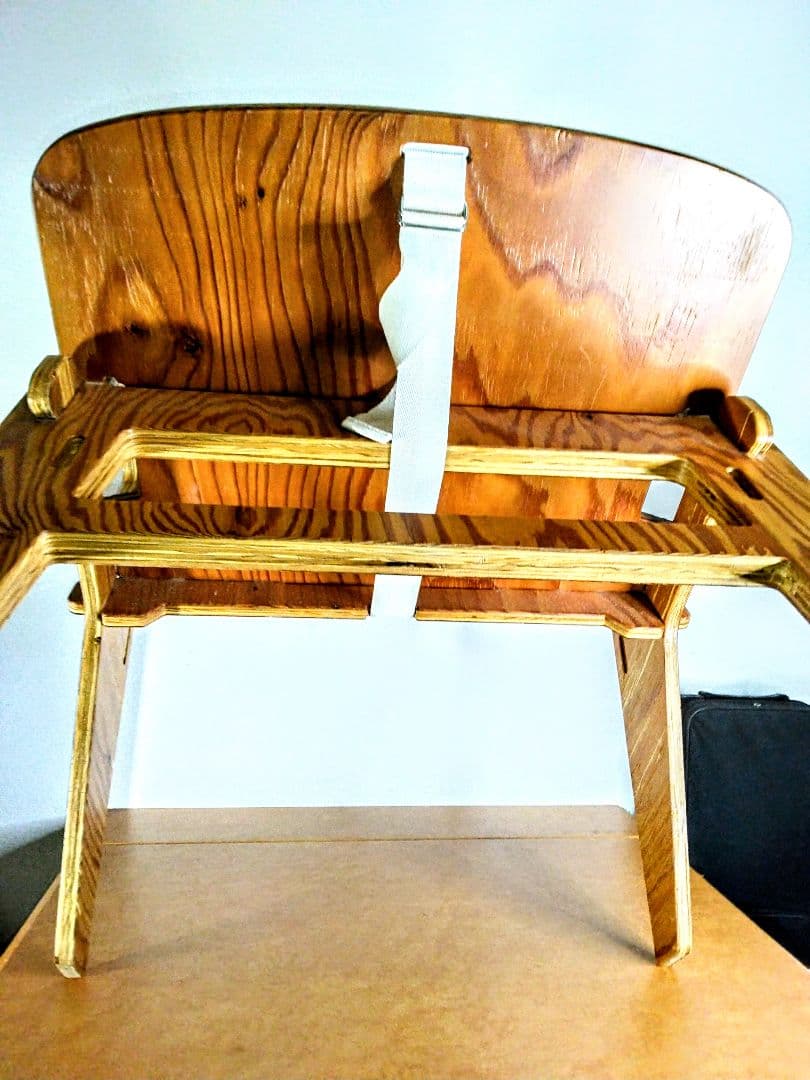 YOKA CHAIR ヨカチェア