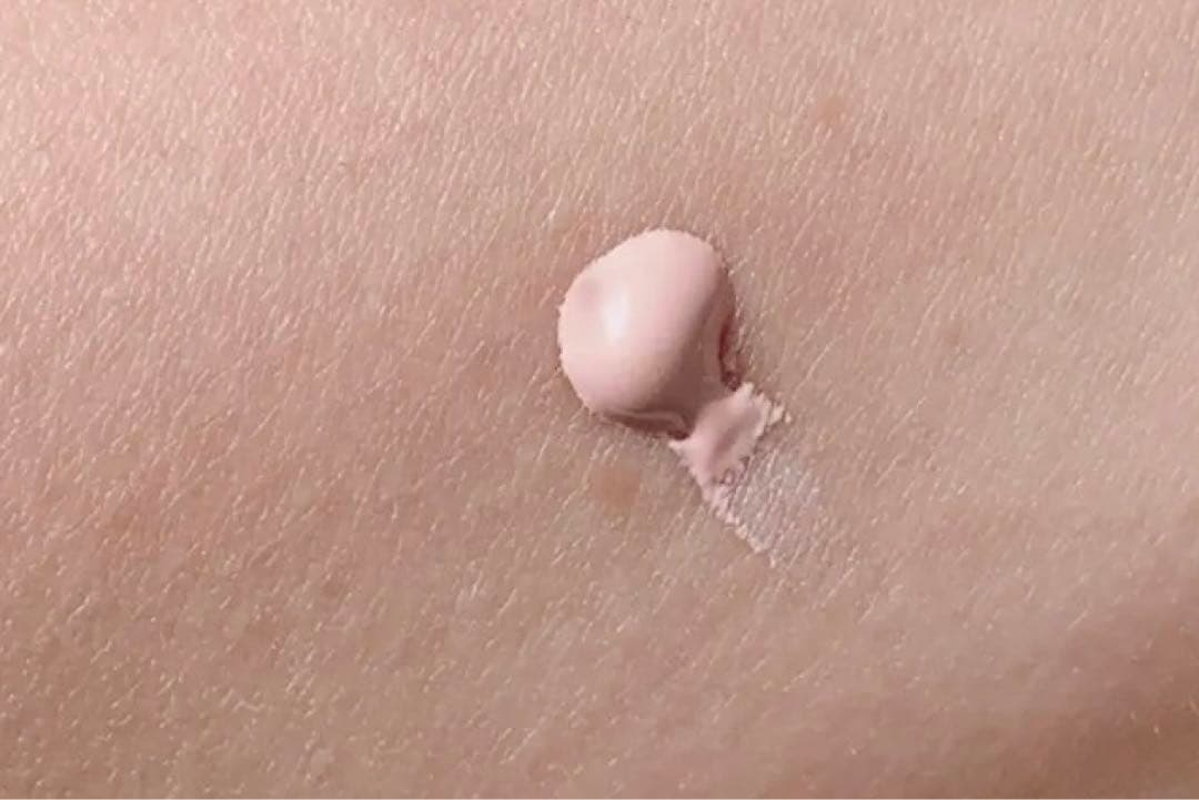 イヴ・サンローラン トップ シークレット CCクリーム 日焼け止め 化粧下地