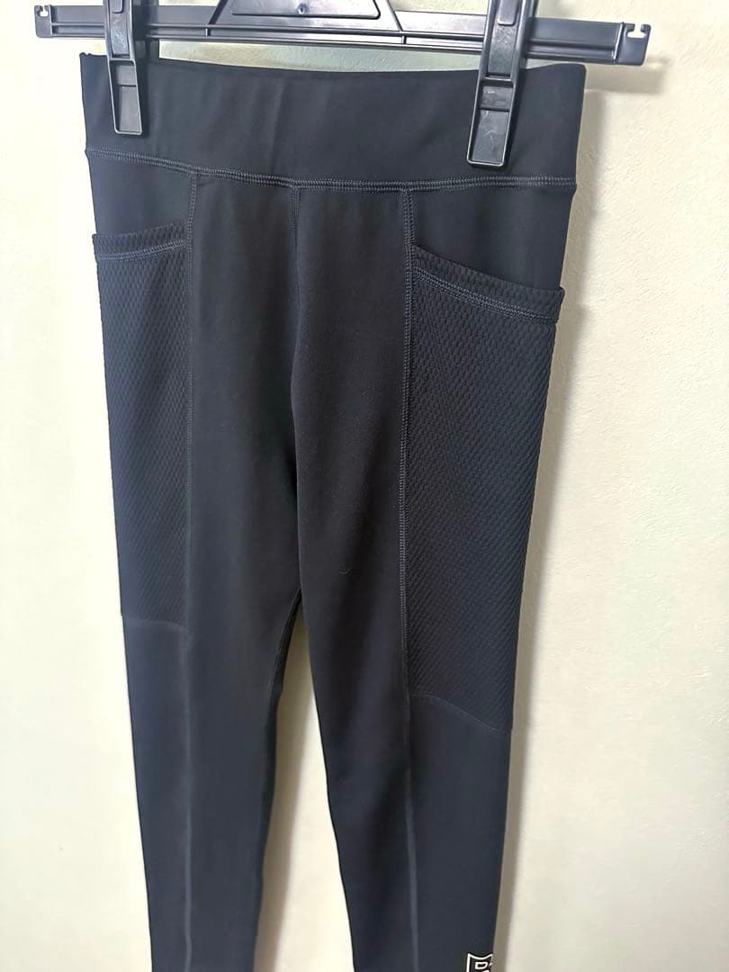 状態良好◇Burberry スパッツ　レギンス◇キッズ　レディース　黒　ロゴ
