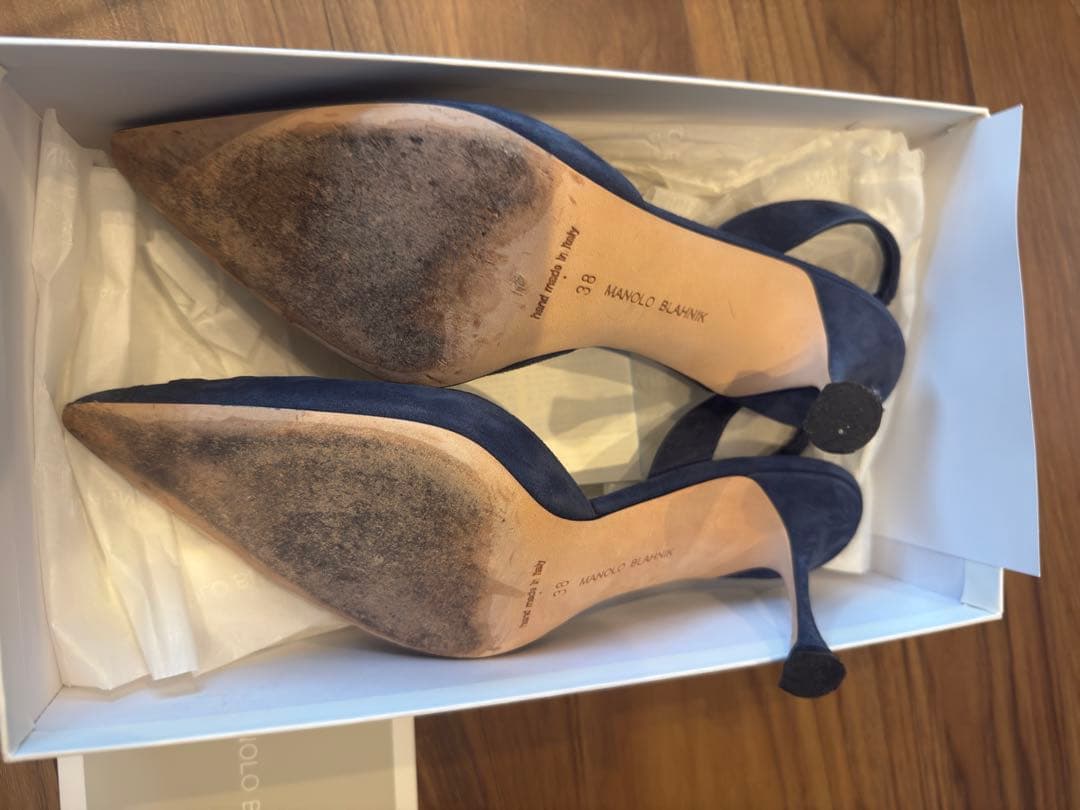 【美品】マノロブラニク Bordosli スエード ディープブルー