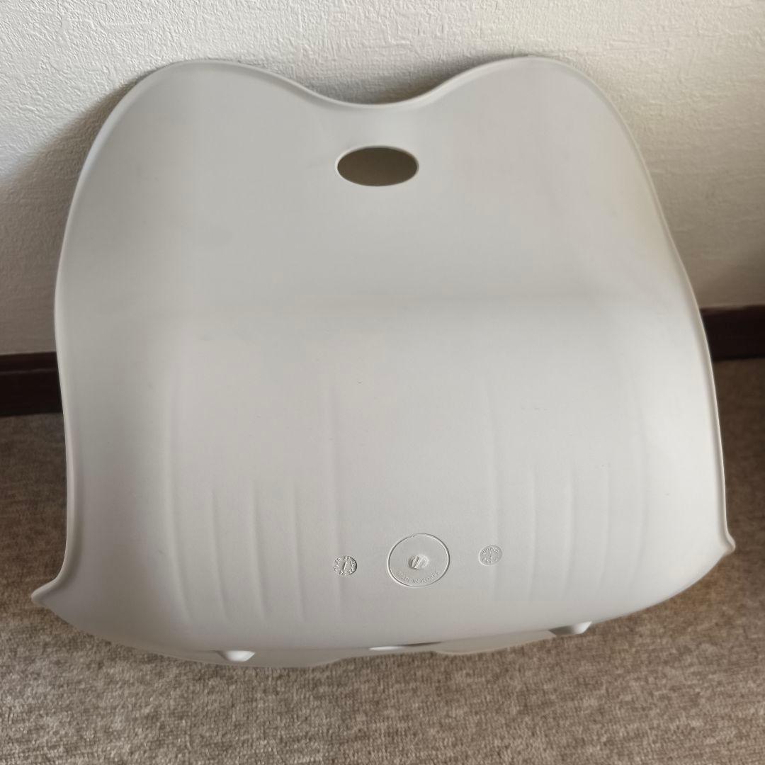 【ニトリ】My Comfy 骨盤・姿勢矯正クッション 2個セット　Lサイズ