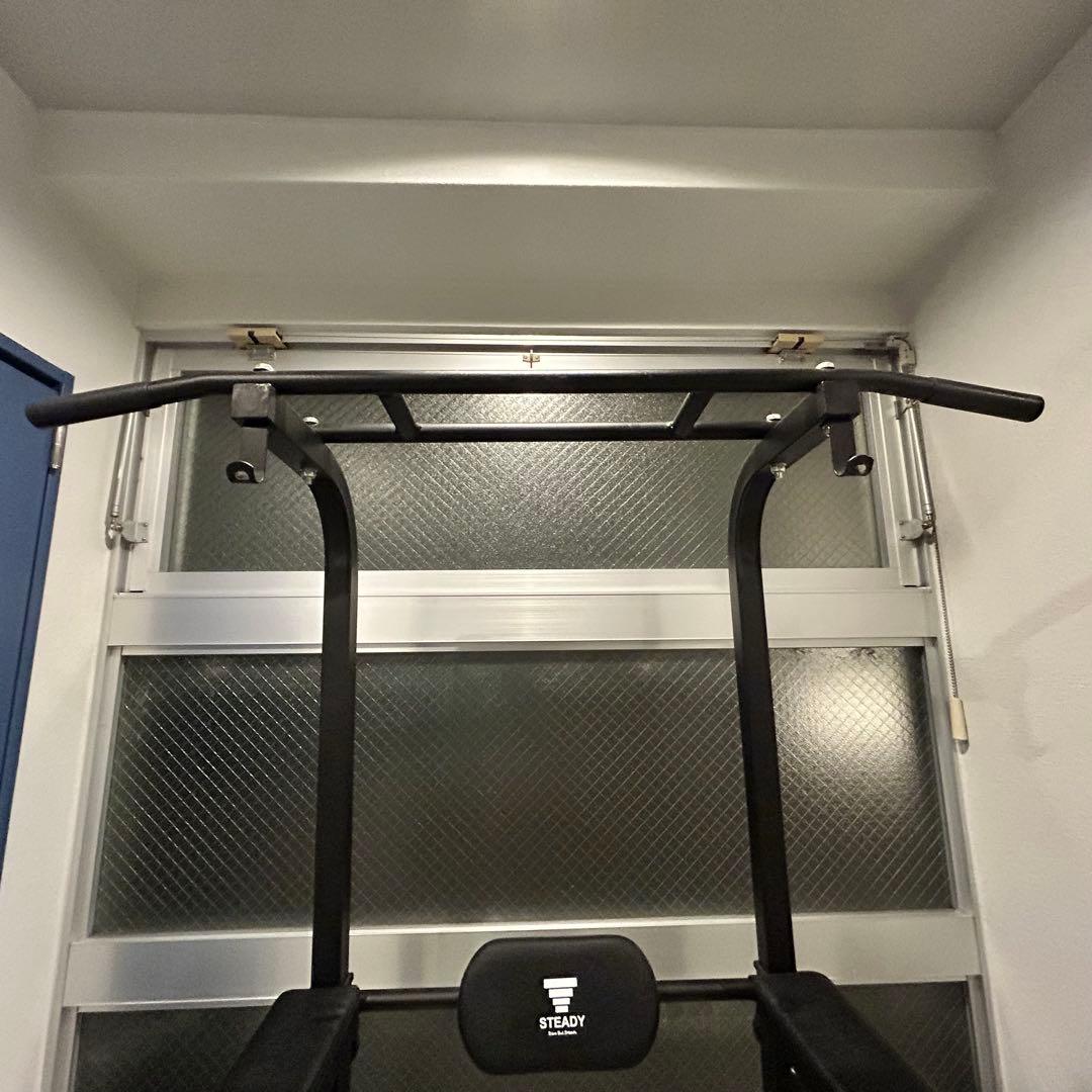 ぶら下がり健康器 耐荷重150kgSTEADY ST115 チンニングスタンド