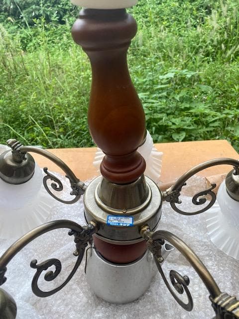 シャンデリア室内灯　5電球タイプ