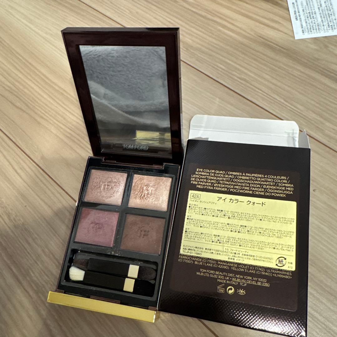 TOM FORD アイ カラー クアッド 42A アイシャドウ