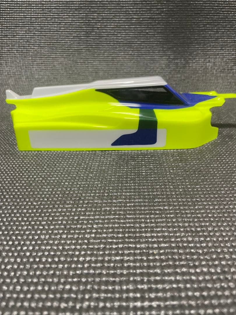 ヨコモ MO1.0•2.0用塗装済ボディ