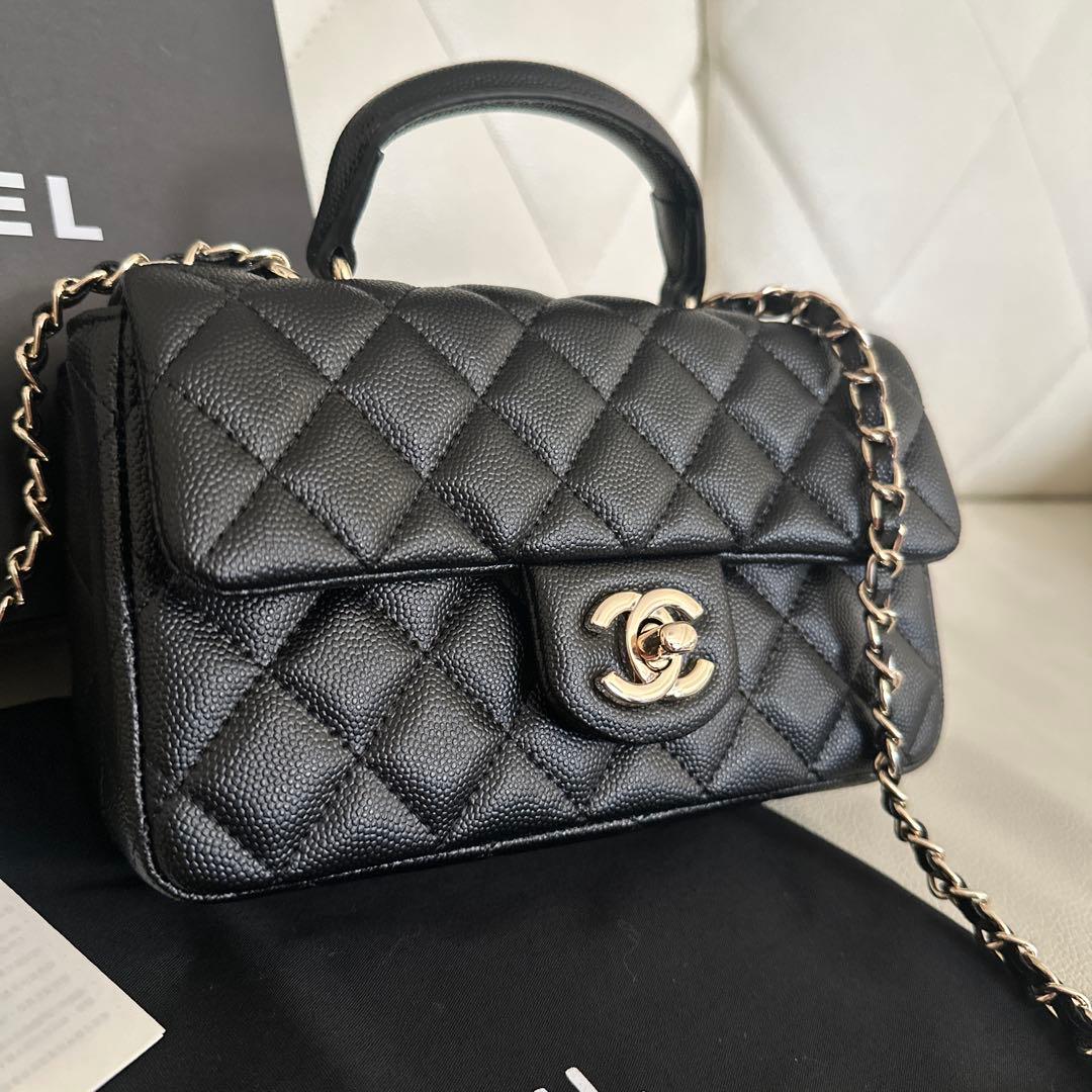 CHANEL ショルダーバック　マトラッセ　新品未使用ノベルティ　キャビアスキン