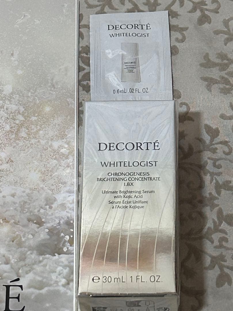 コスメデコルテホワイトロジスト クロノジェネシス コンセントレイト1.8X