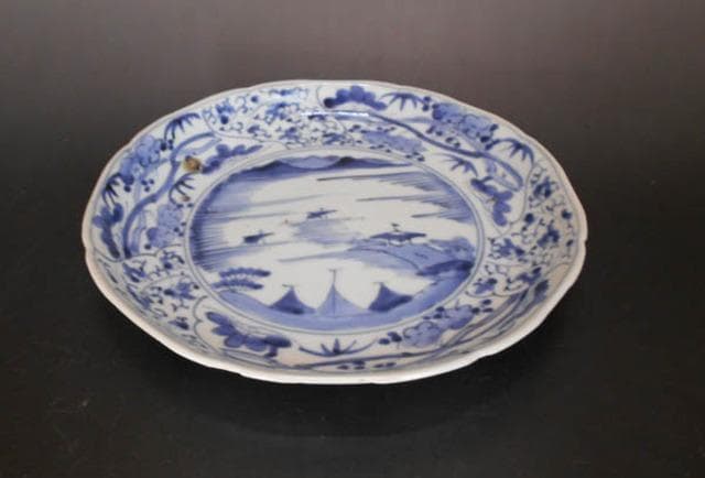 古伊万里　染付　花唐草　山水図 中皿 藍柿右衛門　江戸 2009