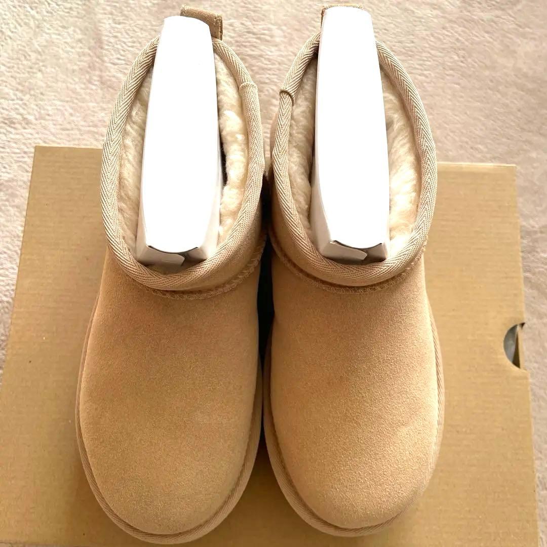 ［正規品］希少カラー UGG クラシック　ウルトラ ミニ プラットフォーム　23