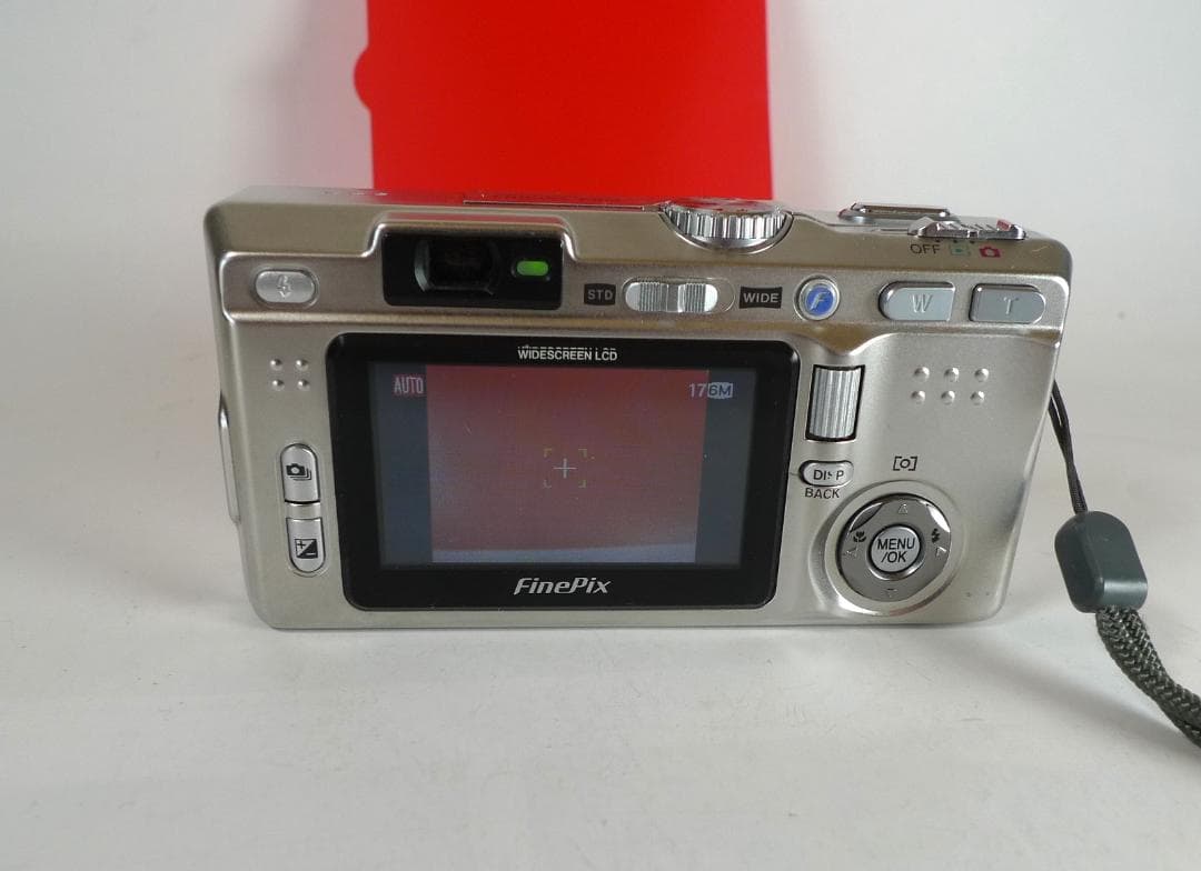 美品★Fujifilm FinePix F810 コンパクトデジタルカメラ動作品