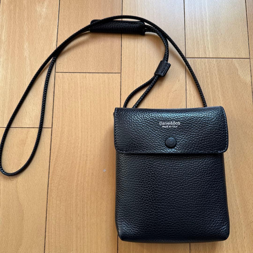 ✴︎美品/最終値下げ✴︎ Daniele&Bob サコッシュ