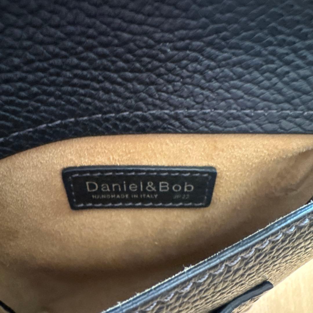 ✴︎美品/最終値下げ✴︎ Daniele&Bob サコッシュ