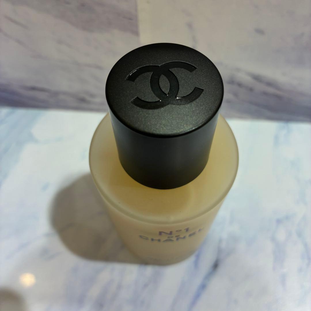♡【未使用】エッセンス　ローション　№1　ドゥ　シャネル　100ml