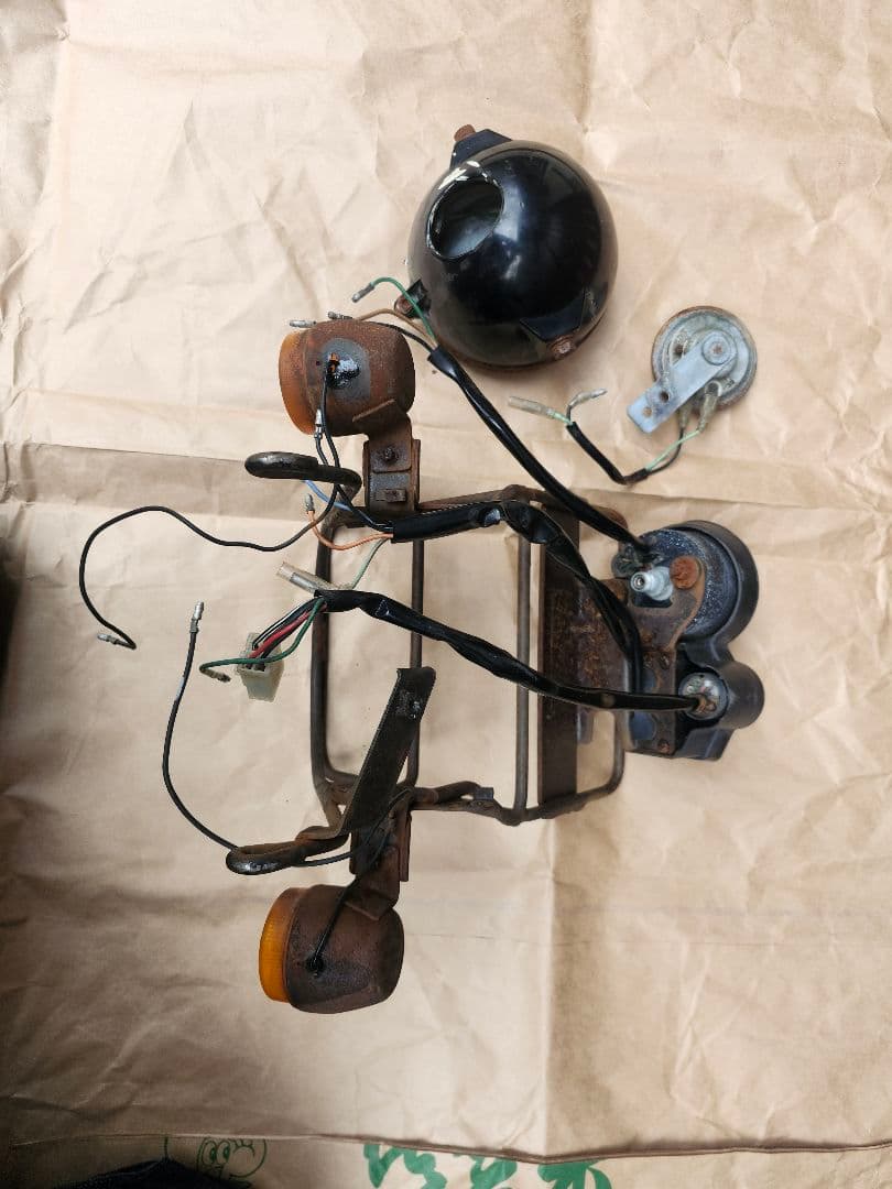 ジャンク品❗　HONDA ゴリラ　Z50J 　フロントキャリア廻り部品