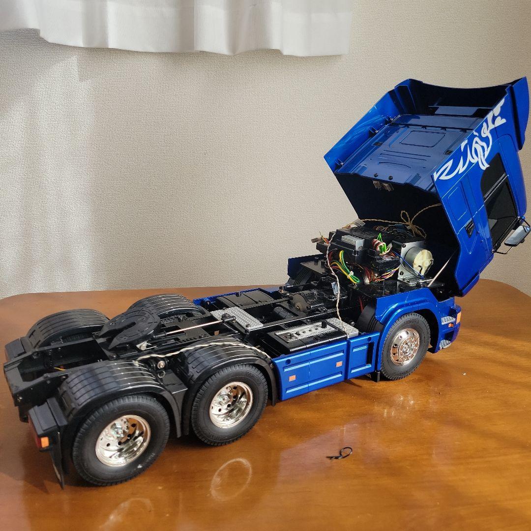 スカニア R620 6×4 フルオペレーションセット ブルー 完成品