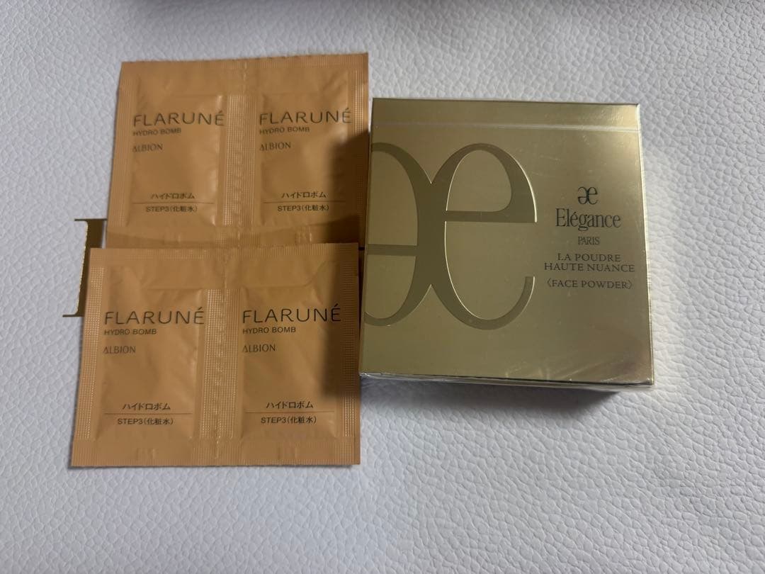 エレガンス ラ プードル オートニュアンス フェイスパウダー