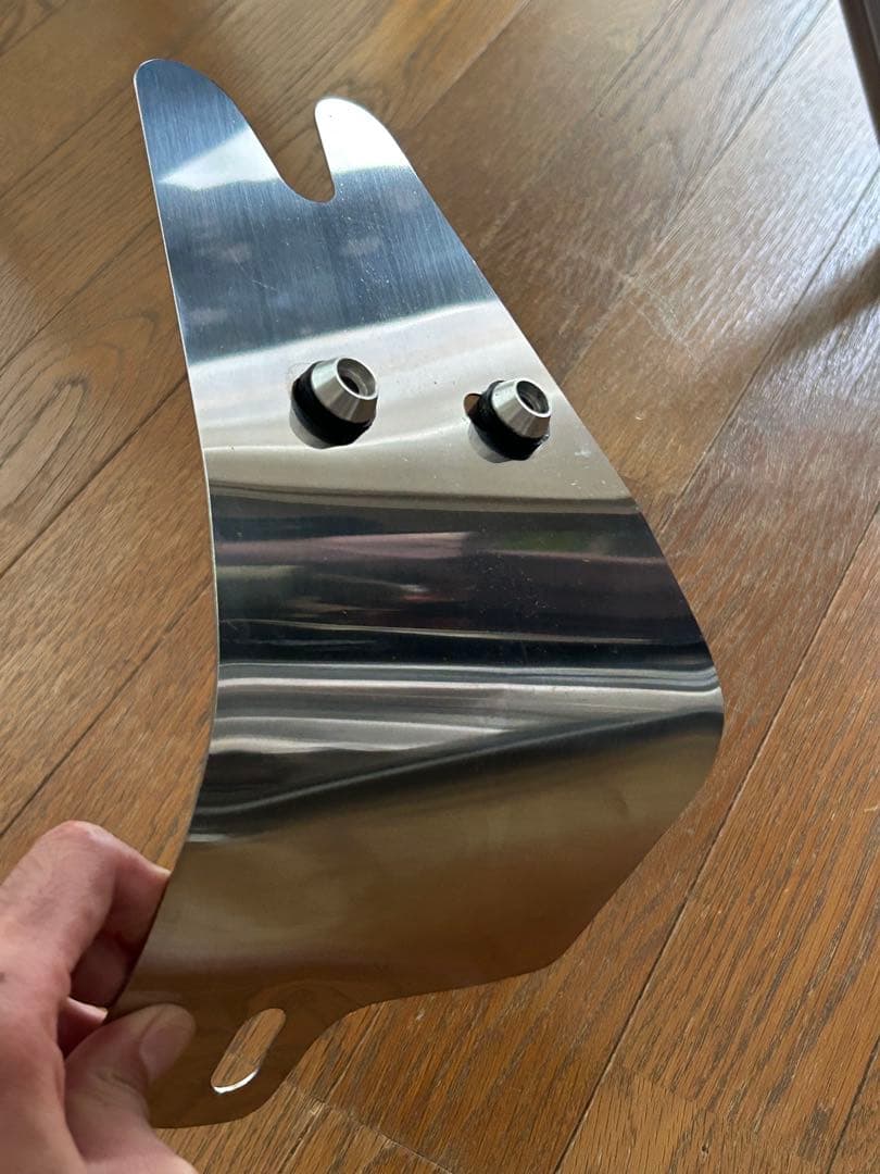 sr400ベルトラン製アンダーガード