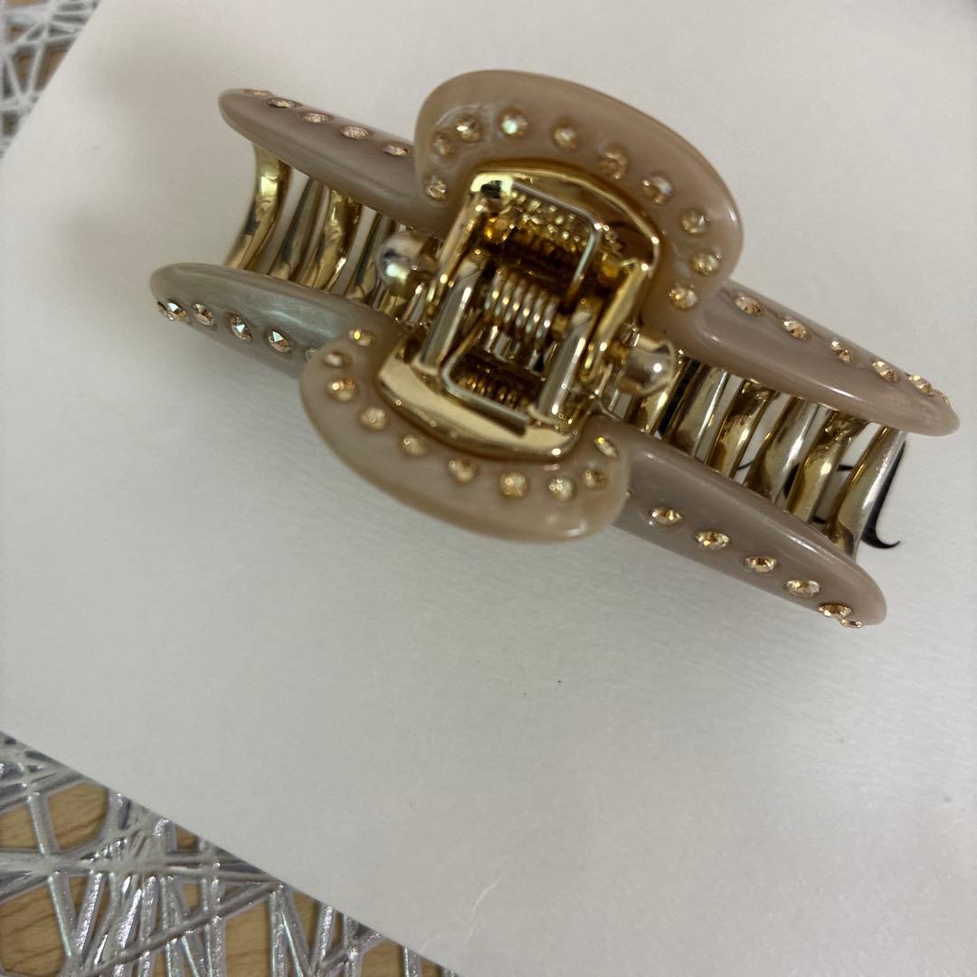 専用　ティアラクイーン　クリップ　Мサイズ　ベージュ