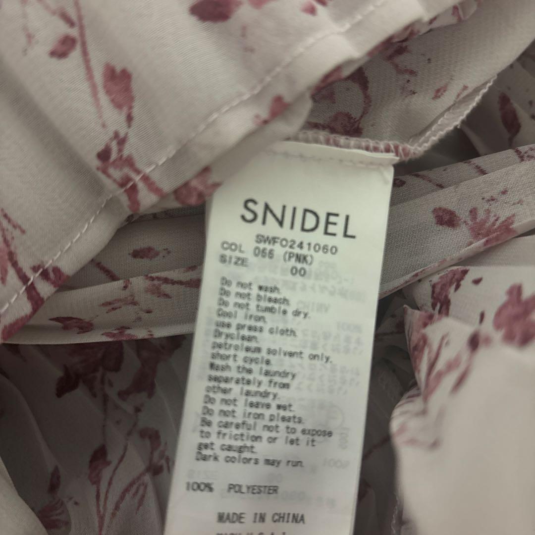 snidel Sustainableフリルプリントワンピース pink