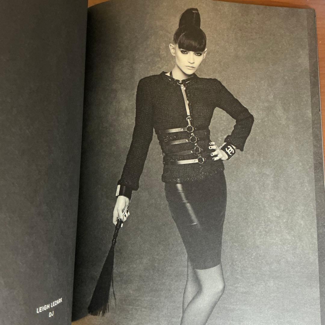 洋書 Karl Lagerfeld THE LITTLE BLACK JACKET