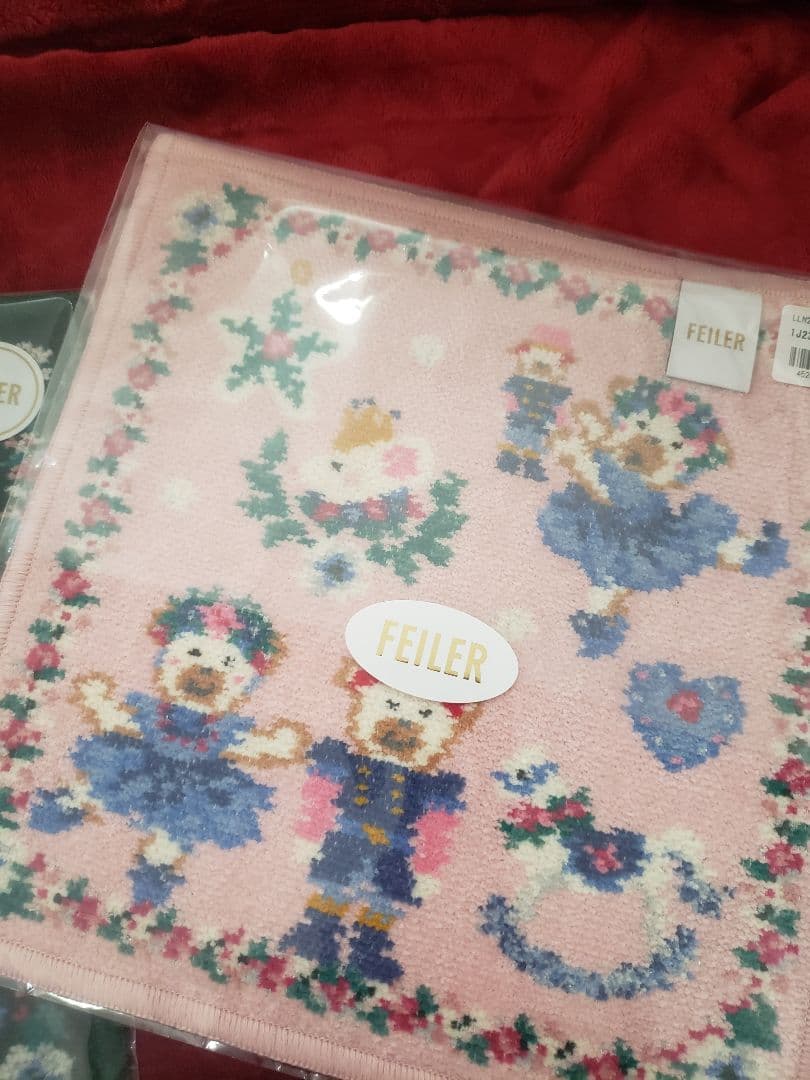 フェイラー リーベ＆リリアザナットクラッカー　ハンカチ二枚セットWEB限定