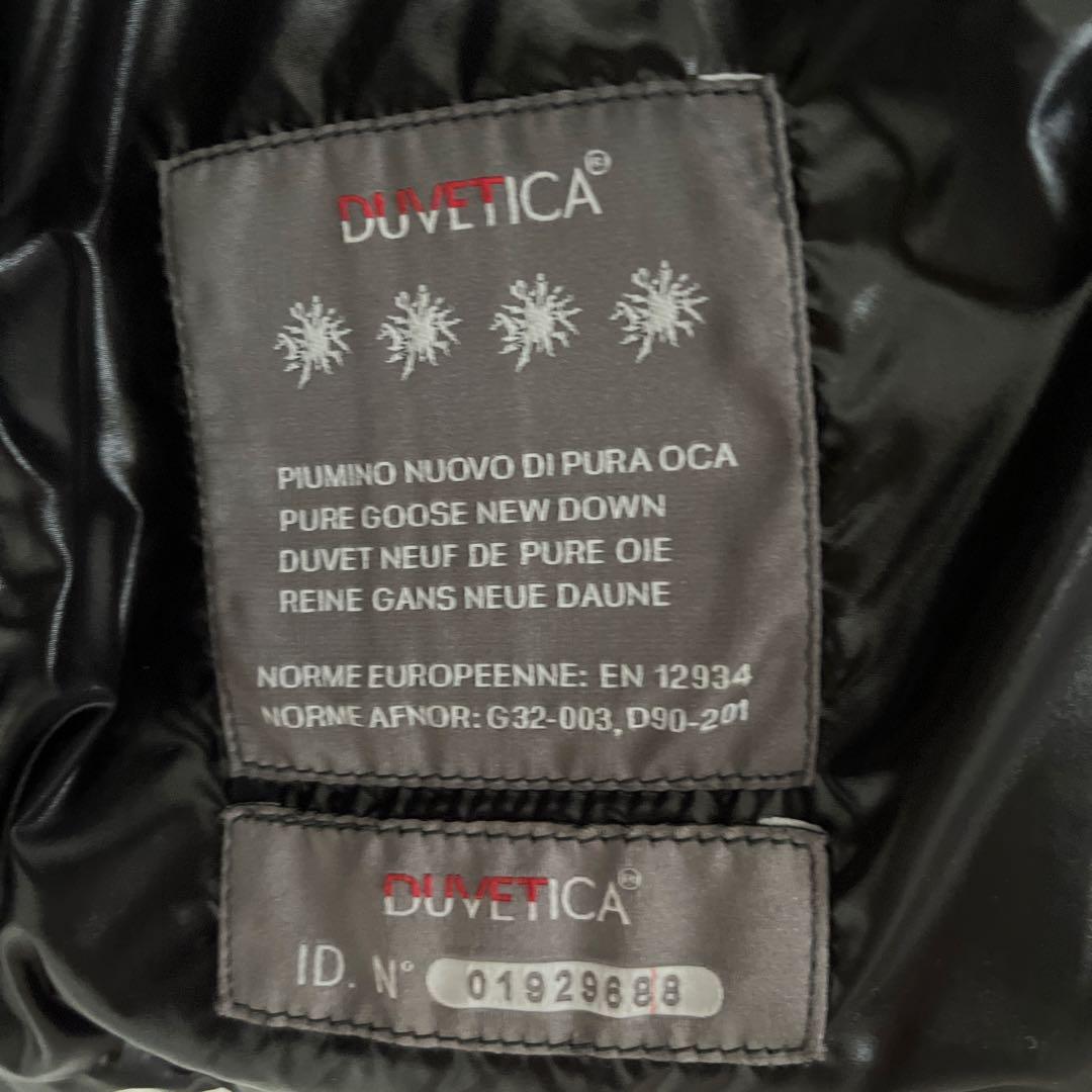 DUVETICAデュベティカ黒 ダウンベスト38 サイズ　ラクーンリアルファー