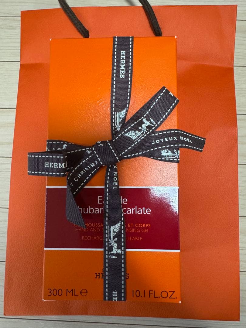 エルメス オー ドゥ ルバーブ エカルラット　ボディハンドクレンジング新品未使用