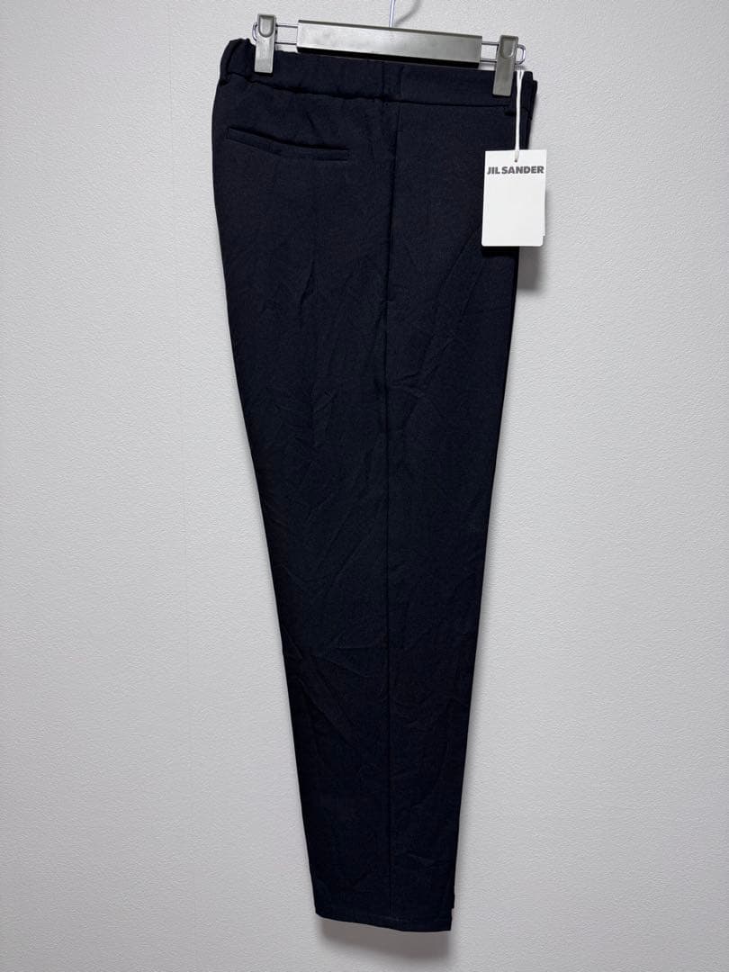 サイズ46 JIL SANDERテーパードスラックス黒　ジルサンダー