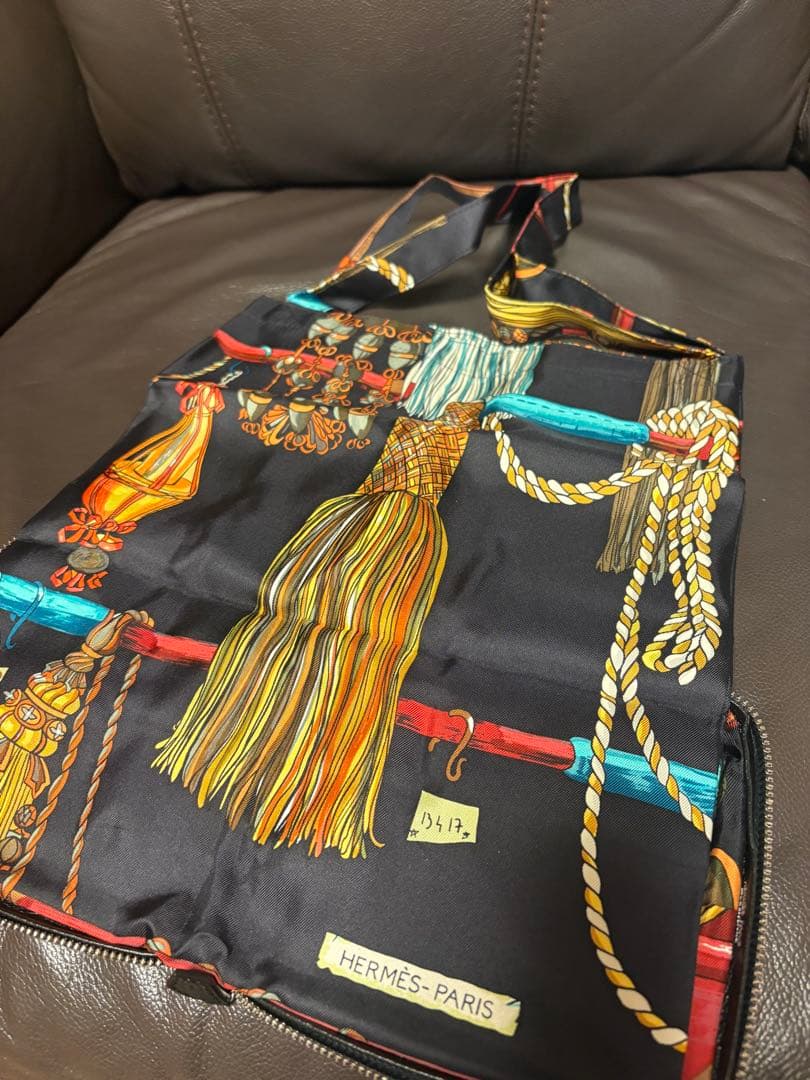 新品　HERMESエルメス　シルキーポップ　　携帯サブエコバッグ