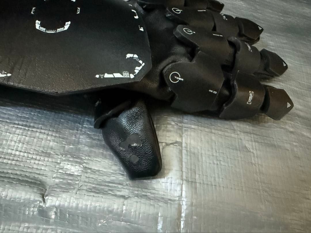 腕アーマー&着脱可能式猫耳アーマーセット