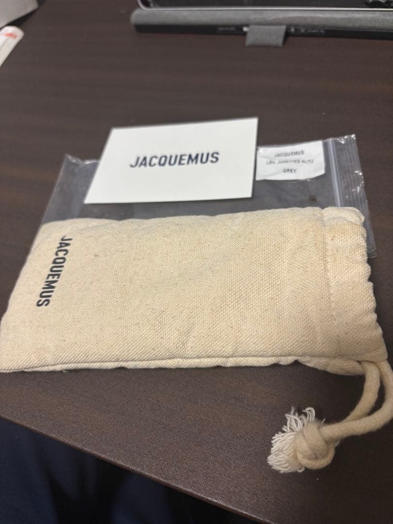 JACQUEMUS サングラスLIGHT GREY 定価5.5万 正規品
