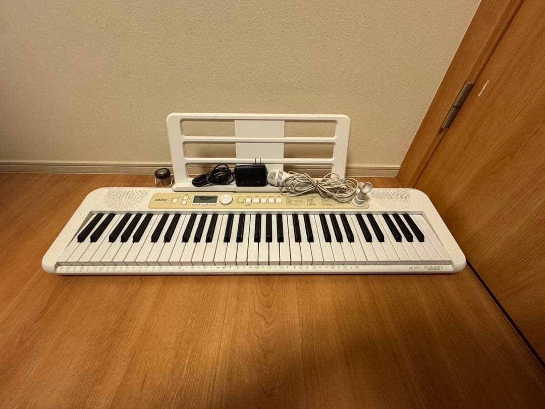 Casio HIKARIナビゲーション 電子ピアノLK-325