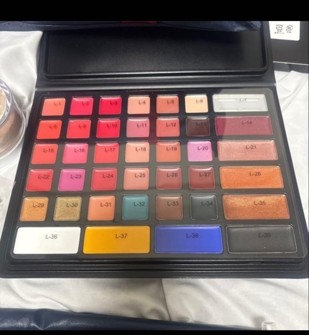 美容学校 教材用 メイク道具 まとめ売り ※成分表示は写真参照