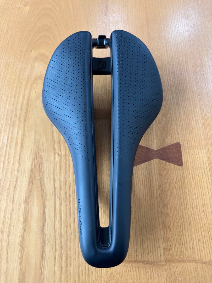 ボントレガー Aeolus Pro バイクサドル