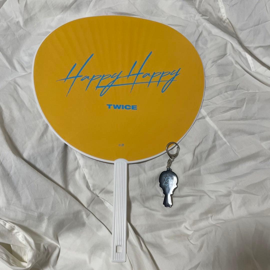 TWICE ハピハピ ナヨン うちわ キーホルダー セット¥1799