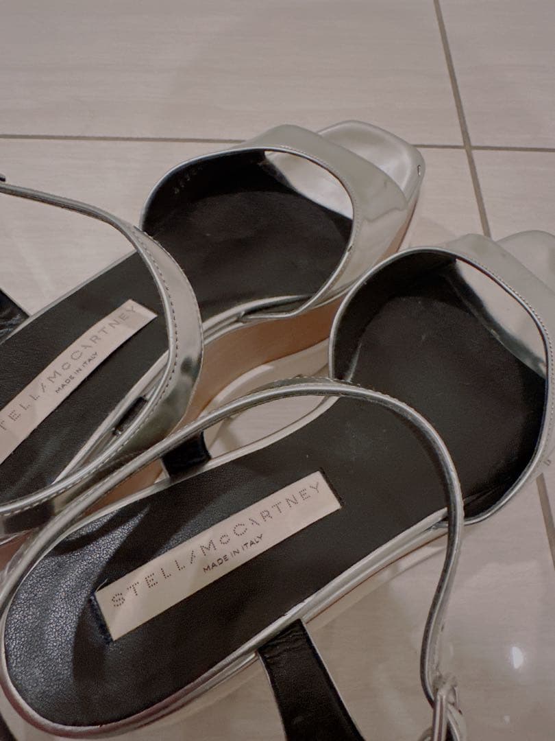 大人気シリーズ♡ステラマッカートニー　サンダル　37/5 シルバー　スター