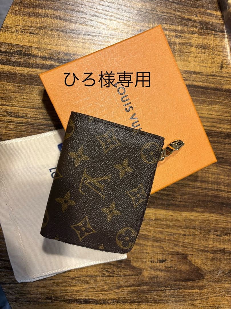 【ほぼ新品】ルイ・ヴィトン　財布　ポルトフォイユノアコンパクト