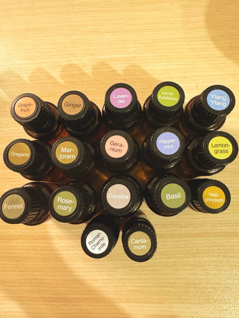 ドテラ　エッセンシャルオイル 17本（残量殆ど7〜9割）【お早めに】