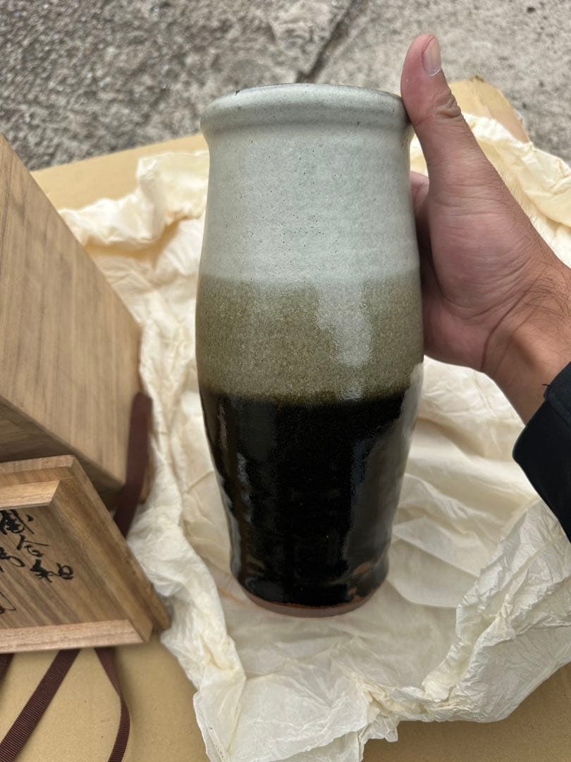 瀬*ン様 浜田庄司 作 陶器の細長い瓶